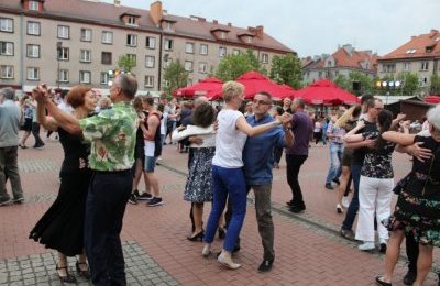 Tańczyli walca na Rynku