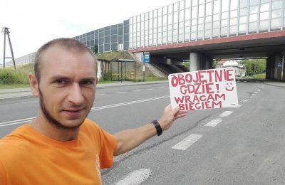 "Obojętnie gdzie! Wracam biegiem!"