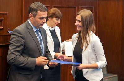 Prezydent wręczył nauczycielom awanse zawodowe