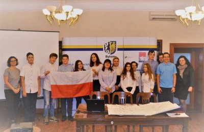 Projekt "Opuszczam swój dom"