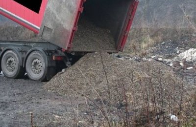 Zatrzymano ciężarówki z odpadami