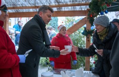 Dworcowa w świątecznym klimacie