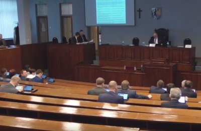 Radny, który nie weźmie udziału w sesji lub pos