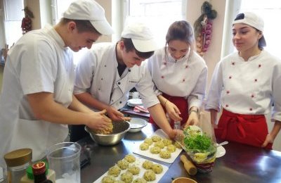 Kulinarne podróże z "Gastronomikiem"