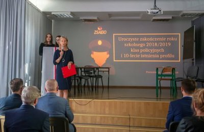Pożegnali maturzystów w ZSAEiO