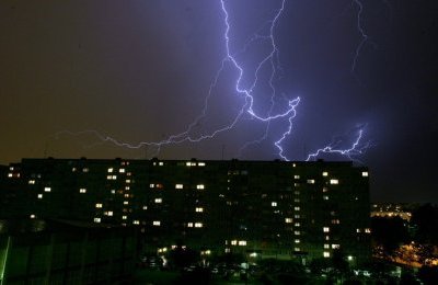 Uwaga! Może wiać i grzmieć!