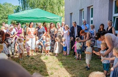 Dzieci ze żłobka też witały wakacje