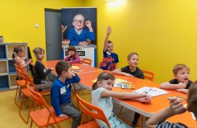 Wakacyjny, bezpłatny kurs angielskiego dla dzieci