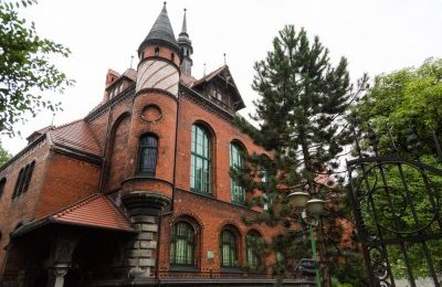 Tajemnice muzealnych gmachów