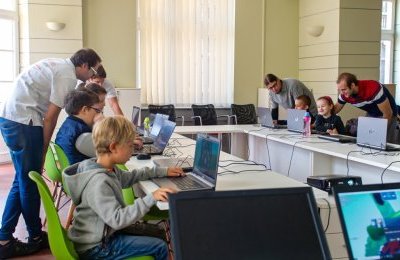 Szkolili gigantów