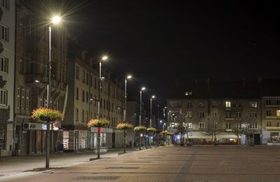 Wymiana opraw oświetleniowych na finiszu