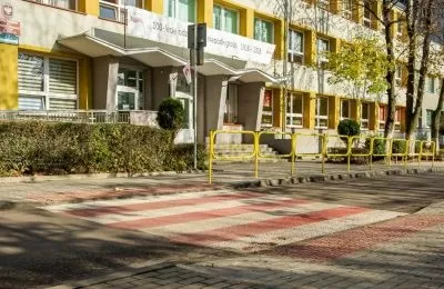 Pierwsze w Bytomiu czerwono-białe przejście dla
