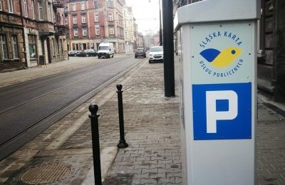Uruchomiono parkomaty na Katowickiej po przebudowi