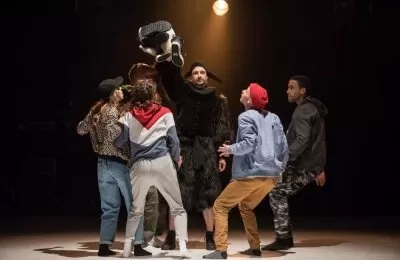 Kapitalistyczna wolna amerykanka na deskach Teatru