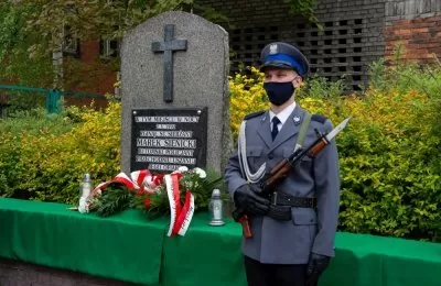 Pamiętają o poległym policjancie