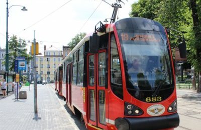 Składka na komunikację miejską odroczona. Miast