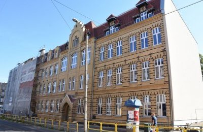 Trwa remont budynku Śląskiego Uniwersytetu Medyc