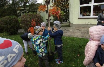 Dzieci blisko natury