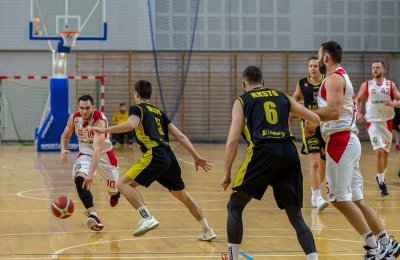 Bytomscy koszykarze pokonali KKS Tarnowskie Góry