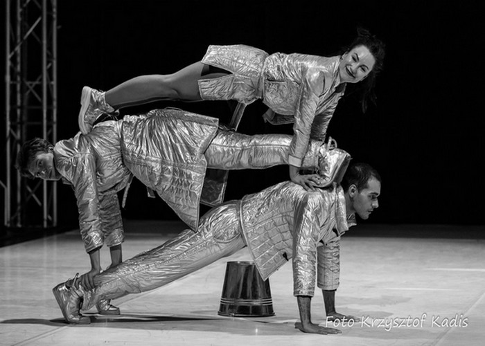 Teatr Rozbark / 2021-03-19