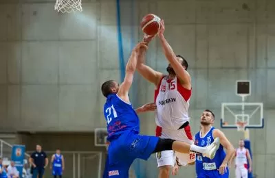 Koszykarze coraz bliżej 1 ligi