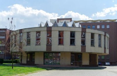 Podziel się książką