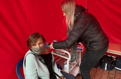 Szczepili i spisywali w Miechowicach