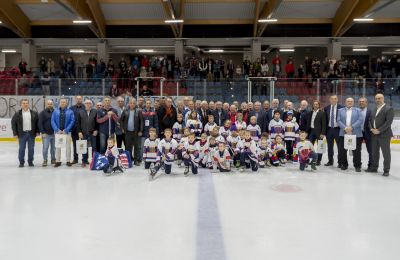 Spotkanie hokejowych legend