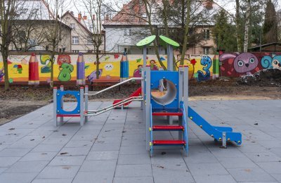 BO Bytom: Kolorowe place zabaw już gotowe