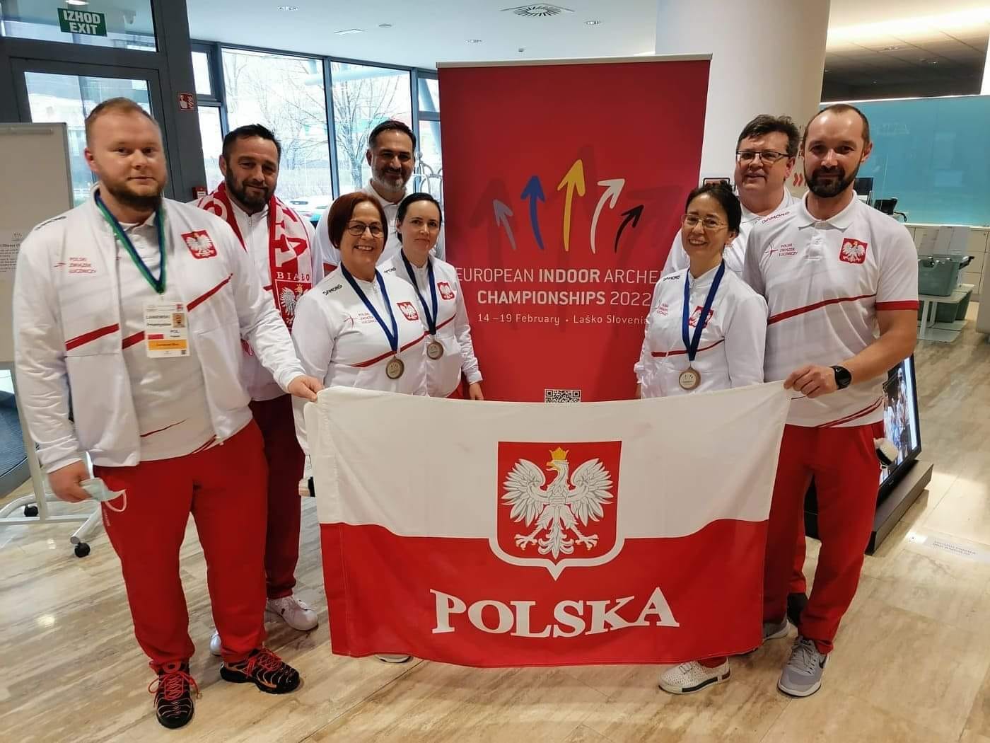 Regina Karkosza, reprezentująca LKS Tempo Stolarzowice wywalczyła drużynowo brązowy medal dla reprezentacji Polski w Halowych Mistrzostwach Europy, które odbywały się w słoweńskim Lasko - źródło Tempo Stolarzowice