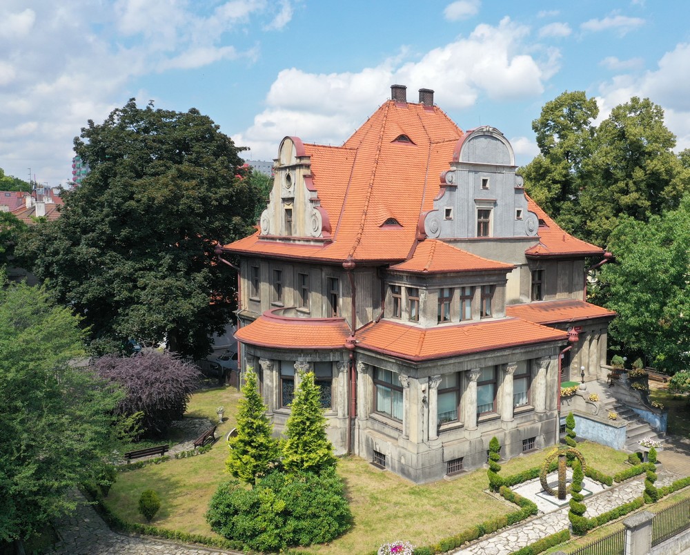 Modernizacja energetyczna budynku użyteczności publicznej w Bytomiu  przy ul. Olejniczaka 22 - Urząd Stanu Cywilnego