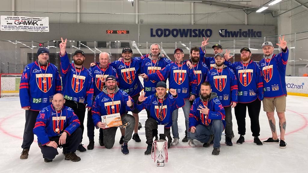 Brązowy medal Amatorskiej Drużyny Hokeja Polonii Bytom na mistrzostwach Polski