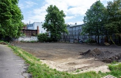 Nowe boisko, z którego skorzystają uczniowie z n