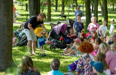Król Maciuś zawładnął parkiem