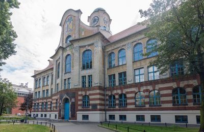 Piękno pod warstwą farby - w „Sikoraku” trwa