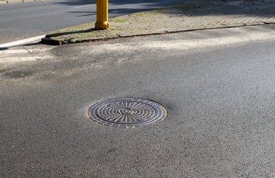 Nowe włazy samopoziomujące na bytomskich drogach