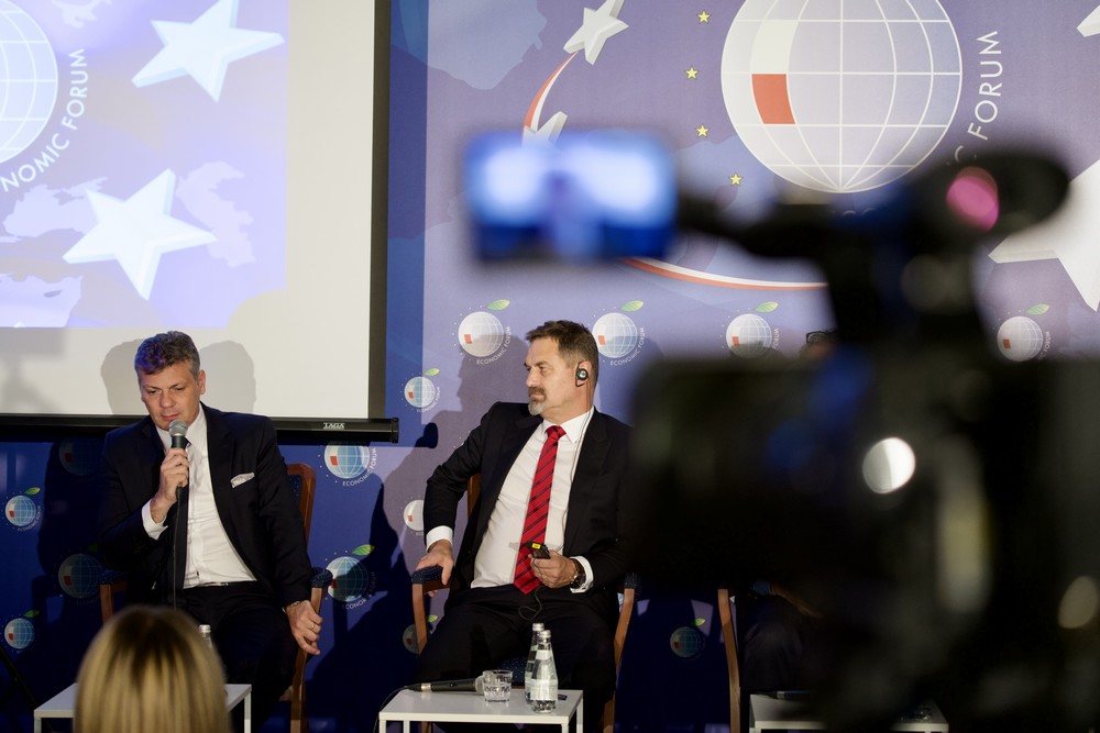 O perspektywach rozwoju polskiego hokeja podczas XXXI Forum Ekonomicznego 