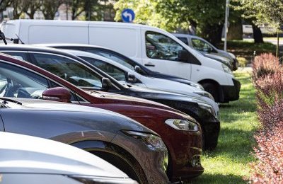 Od dziś mniejsza opłata za rejestrację pojazdu