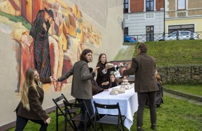 Nowy skwer i mural poświęcony Brunonowi Schulzow