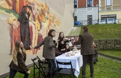 Nowy skwer i mural poświęcony Brunonowi Schulzow