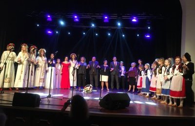 Kolędy i Pastorałki w wykonaniu artystów  z Ży