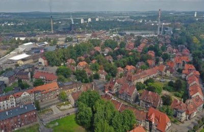 Bobrek do rewitalizacji. Miasto podpisało umowy z