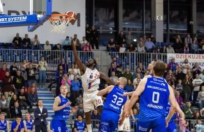 44 punkty Alphonso Willisa. Koszykarze wygrywają