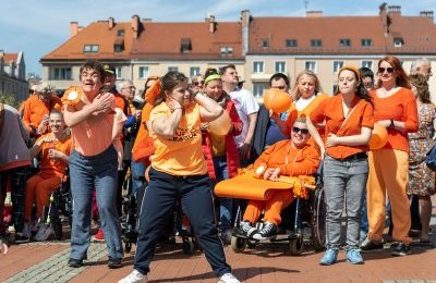 Taniec przeciw dyskryminacji