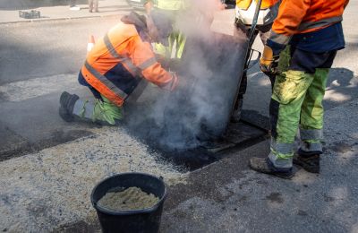 Rusza kolejny etap łatania dziur w drogach po zim