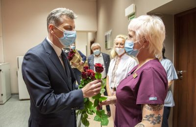 Prezydent złożył życzenia pielęgniarkom