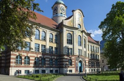 Secesyjny budynek IV LO walczy o tytuł Śląskiej