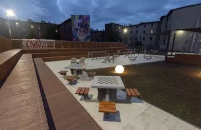 Kwietniewskiego 11 - przestrzeń przyjazna mieszka