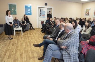 Specjaliści o uzależnieniach i AIDS