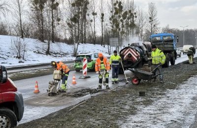 Ruszają remonty nawierzchni jezdni asfaltem lanym